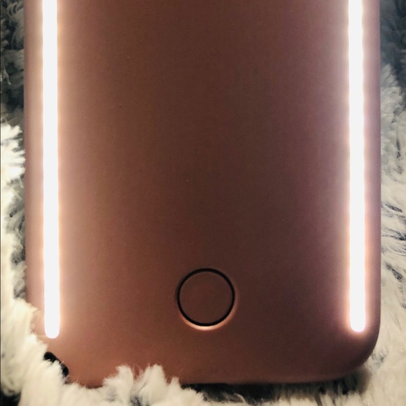 “LuMee” Illuminated iPhone X Case - Picture 3 of 4